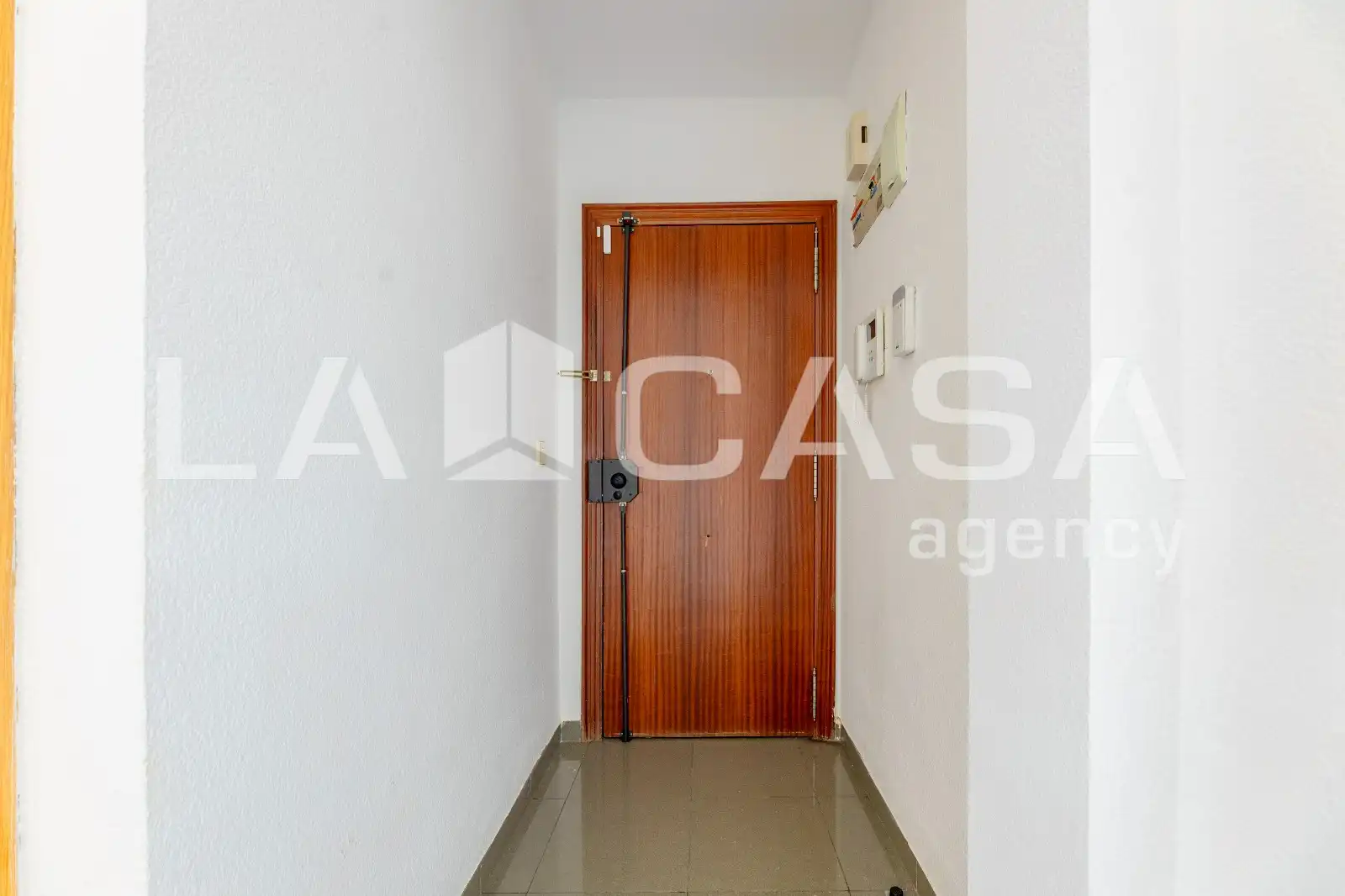 Piso con terraza en venta en Carrer de Sèneca, imagen 2