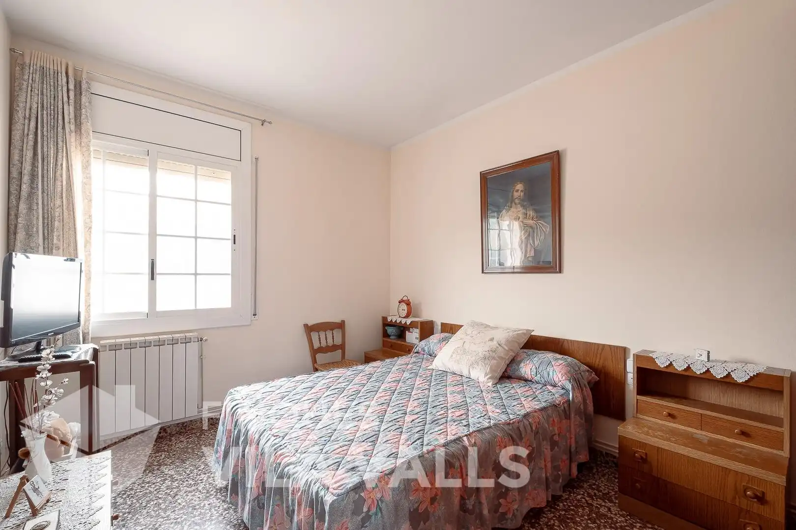 Dormitori de Casa o xalet en venda en Sant Feliu de Codines amb Jardí privat i Piscina
