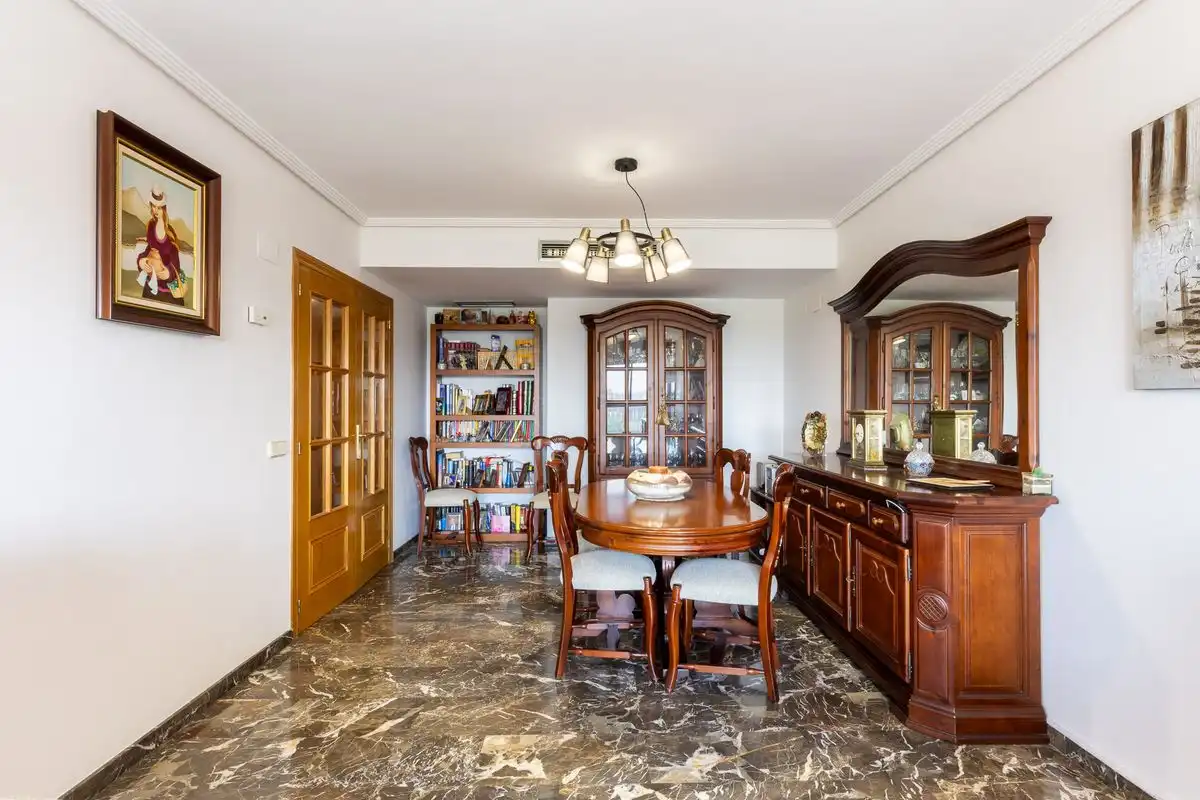 Comedor de Piso en venta en Valencia con Aire acondicionado, Calefacción y Jardín privado
