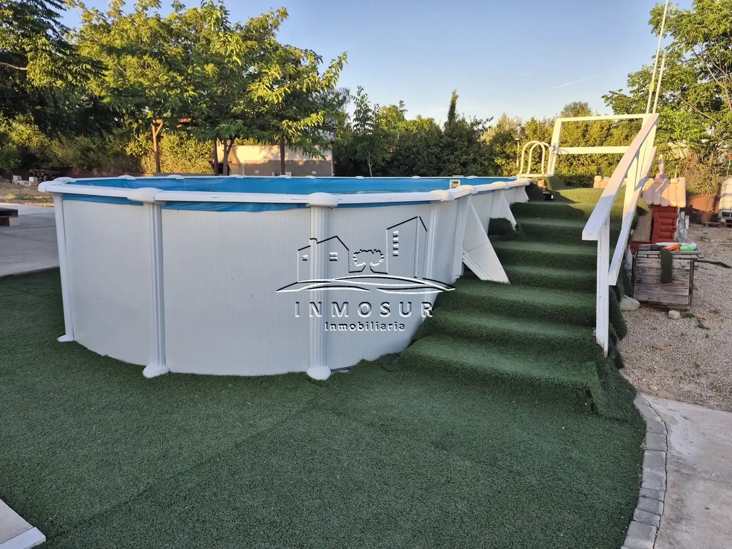 Piscina de Casa o chalet en venta en Lucena