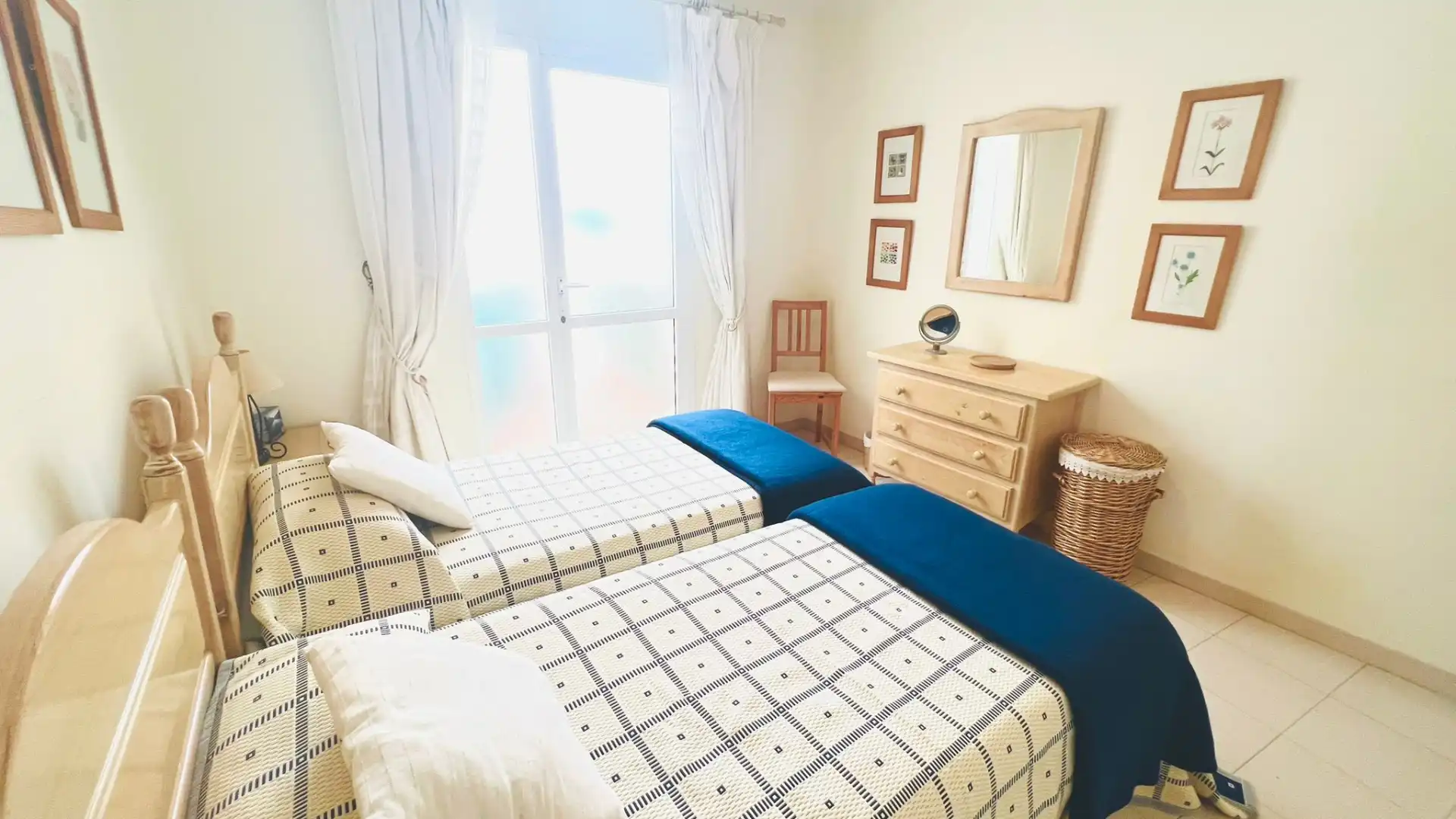 Dormitori de Apartament en venda en Granadilla de Abona amb Moblat, Forn i Rentadora