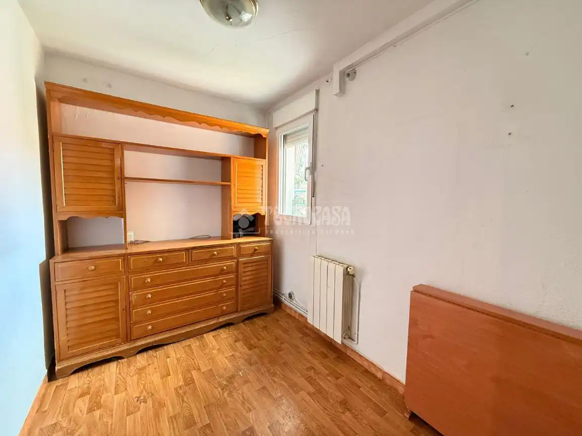 Bedroom of Flat for sale in Madrid