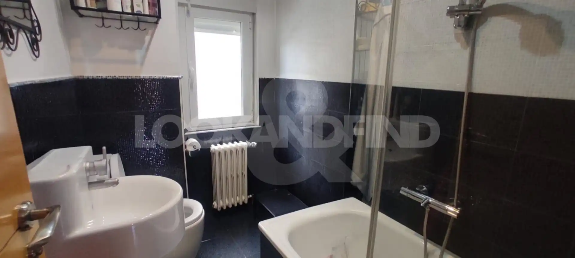 Baño de Piso en venta en Salamanca con Calefacción, Parquet y Amueblado