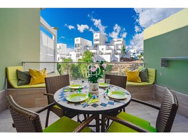 Apartment with pool for sale in Calle Antonio Navarro