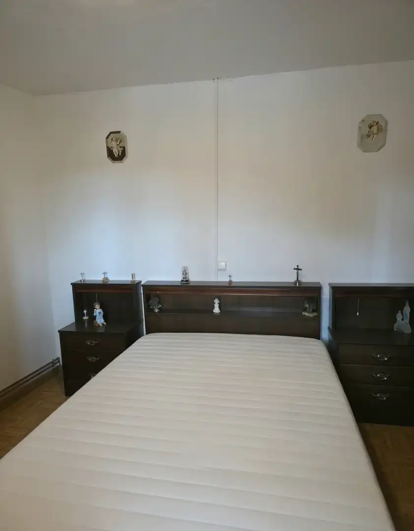Habitación de Casa o chalet en venta en Barruelo de Santullán con Calefacción, Jardín privado y Trastero