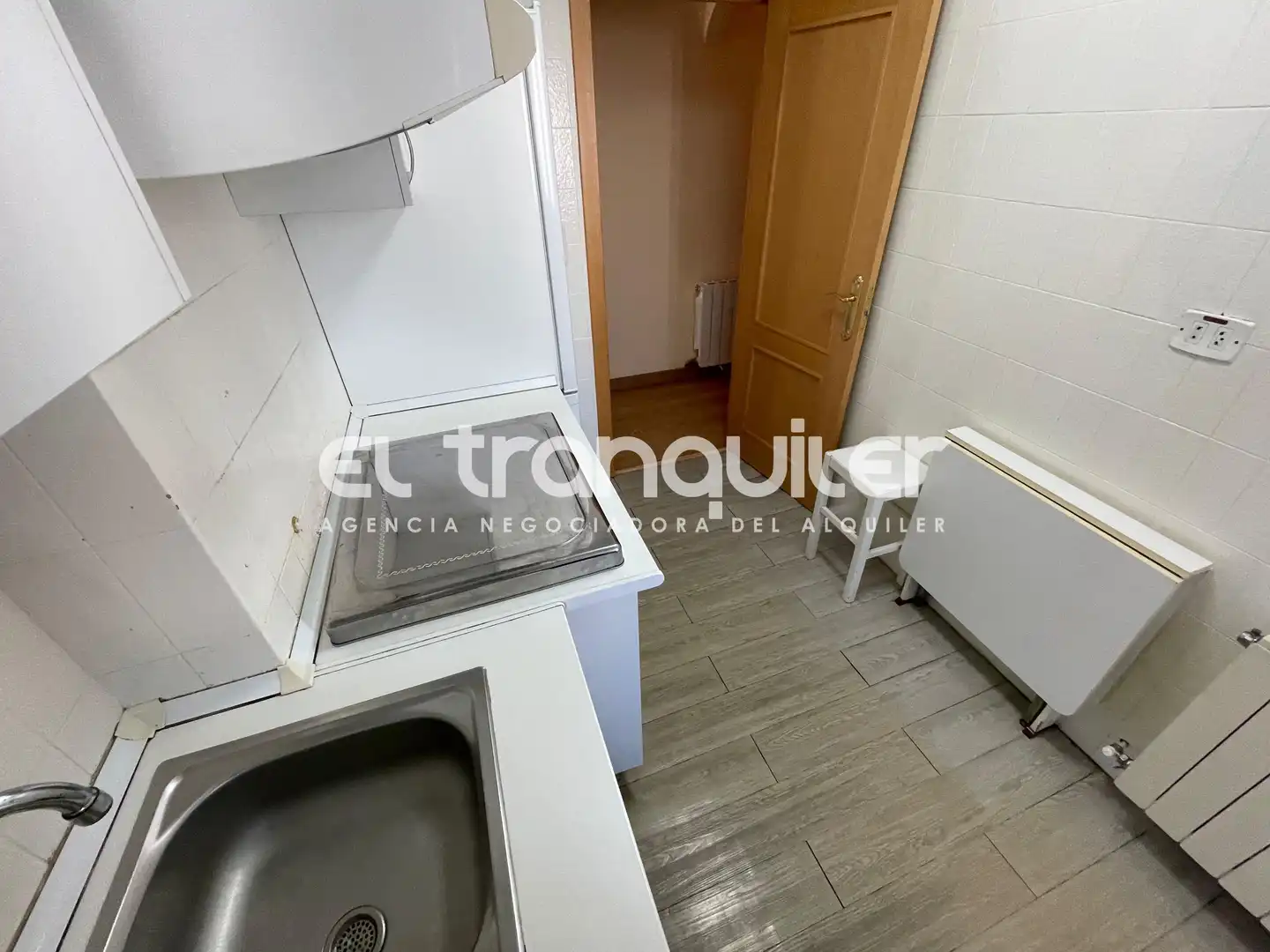 Penthouse with lift to rent in Calle Torres Miranda, imagen 8