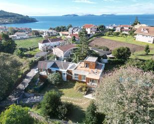 Vista exterior de Casa o xalet en venda en Nigrán amb Terrassa, Piscina i Balcó