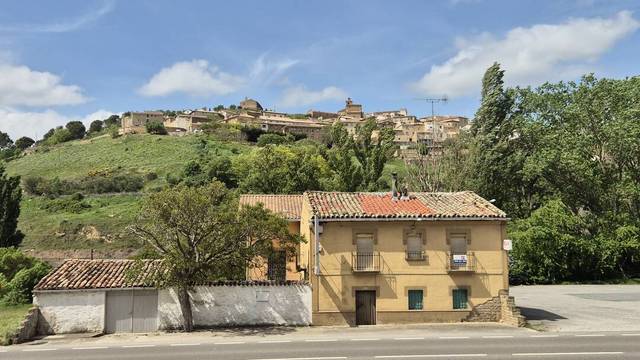 Casa-chalet en Venta en Pueyo / Puiu