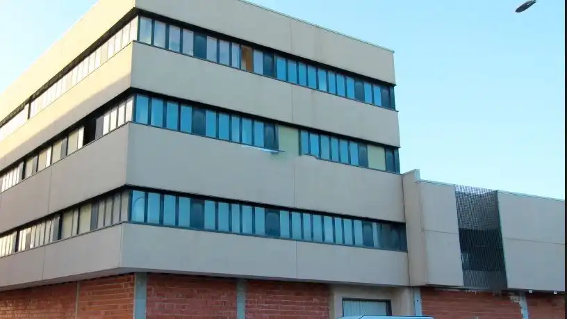 Vista exterior de Edificio en venta en Guadalajara