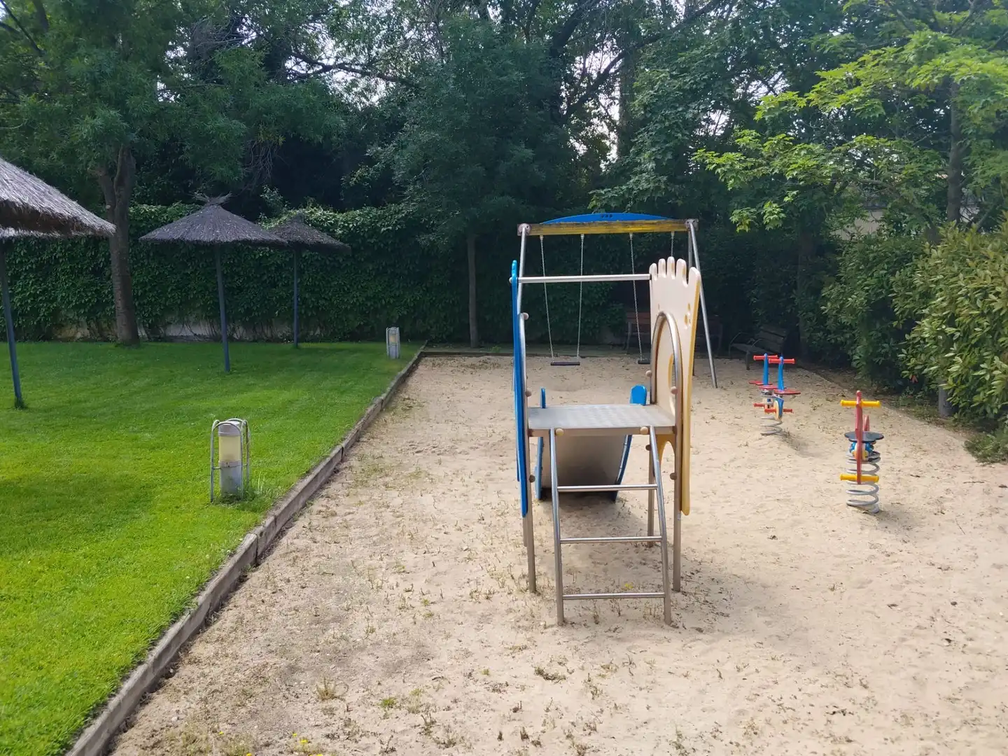 Jardí de Dúplex de lloguer en Pozuelo de Alarcón amb Aire condicionat, Calefacció i Terrassa