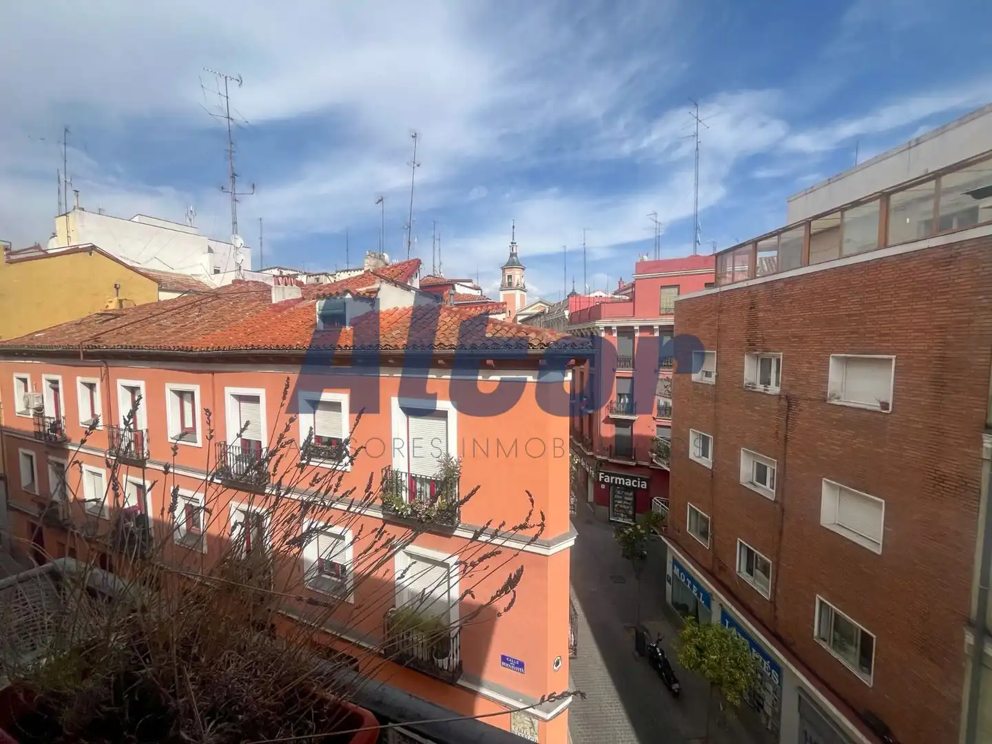 Vista exterior de Piso de alquiler en Madrid con Aire acondicionado, Calefacción y Terraza