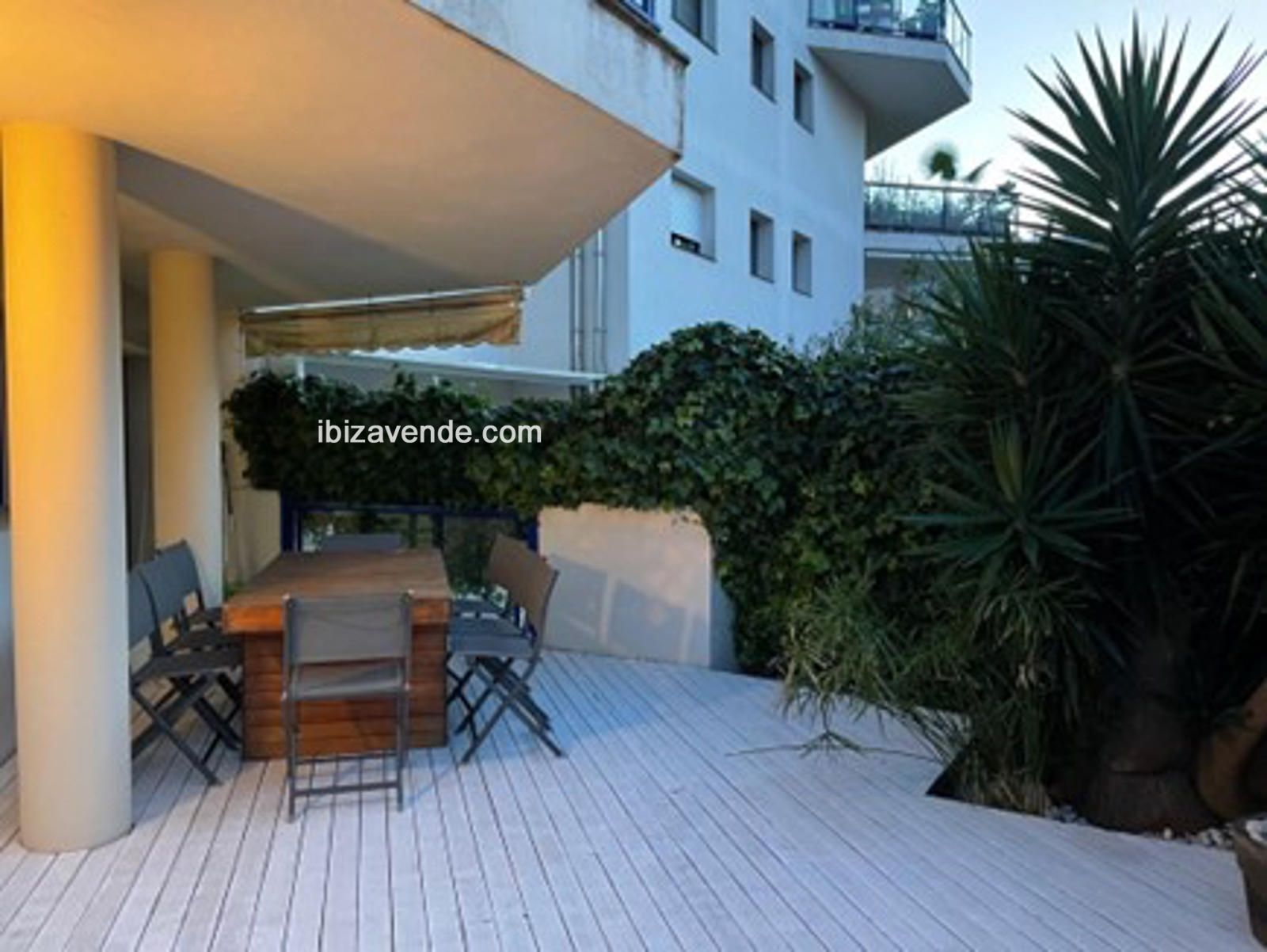 Garden of Flat to rent in Eivissa  with Air Conditioner, Private garden and Washing machine