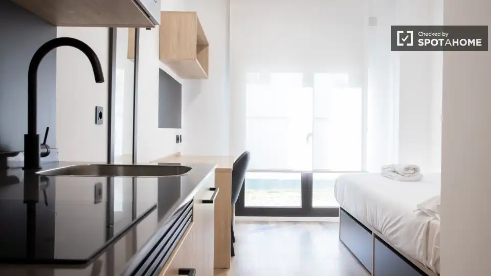 Habitació a Madrid, Madrid