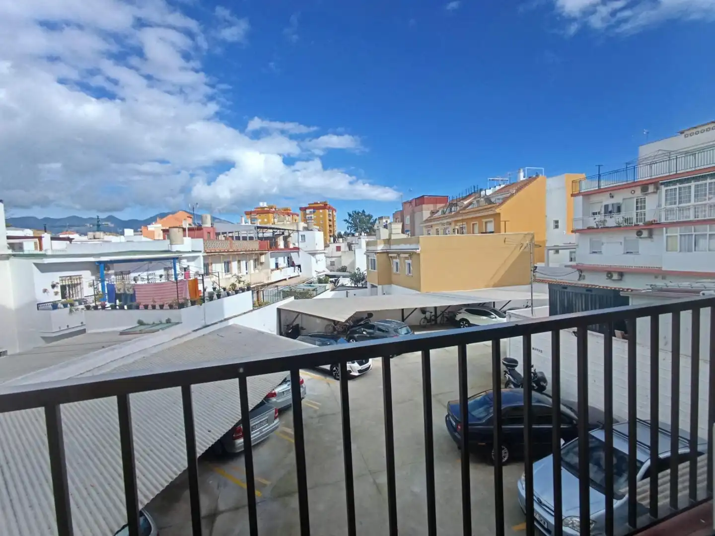 Exterior view of Flat for sale in Fuengirola  with Air Conditioner, Heating and Terrace