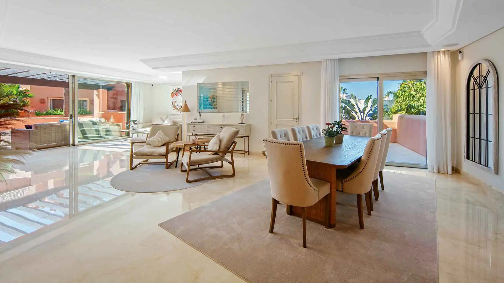 Comedor de Ático en venta en Marbella con Aire acondicionado, Terraza y Trastero