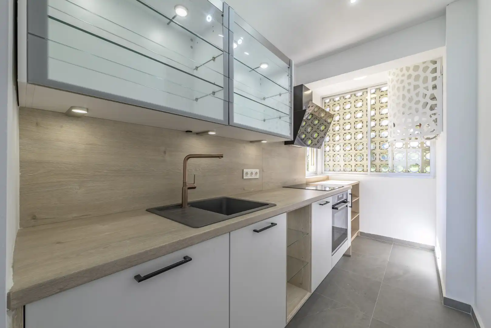 Cocina de Apartamento en venta en Mijas con Aire acondicionado, Terraza y Piscina