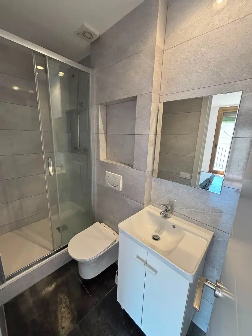 Baño de Piso en venta en Barcelona con Balcón