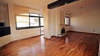 Sala d'estar de Apartament en venda en Mijas amb Aire condicionat, Terrassa i Piscina