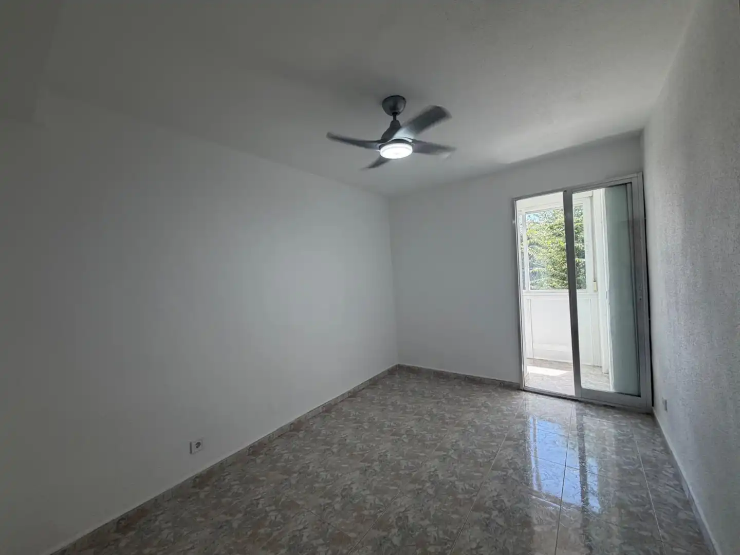 Balcony of Flat for rent in Leganés  with Air Conditioner and Heating