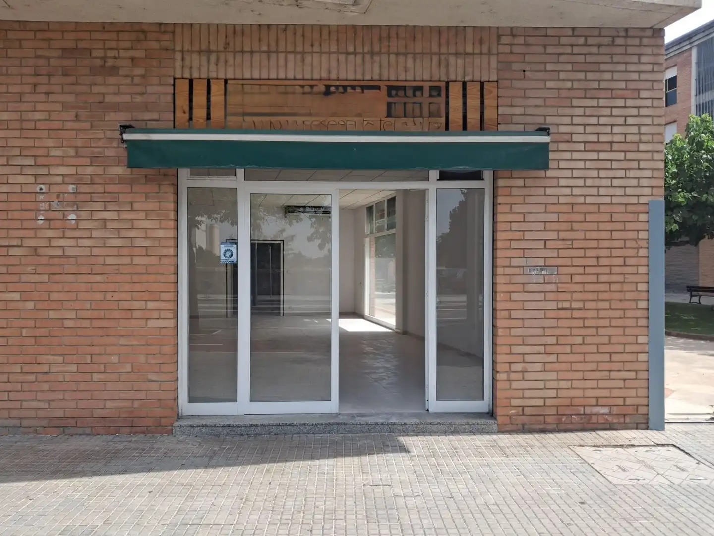 Local de lloguer en Tortosa amb Aire condicionat