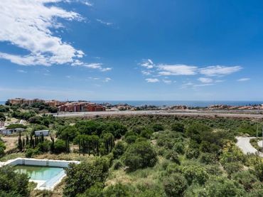 Pis amb ascensor en venda a Riviera del Sol