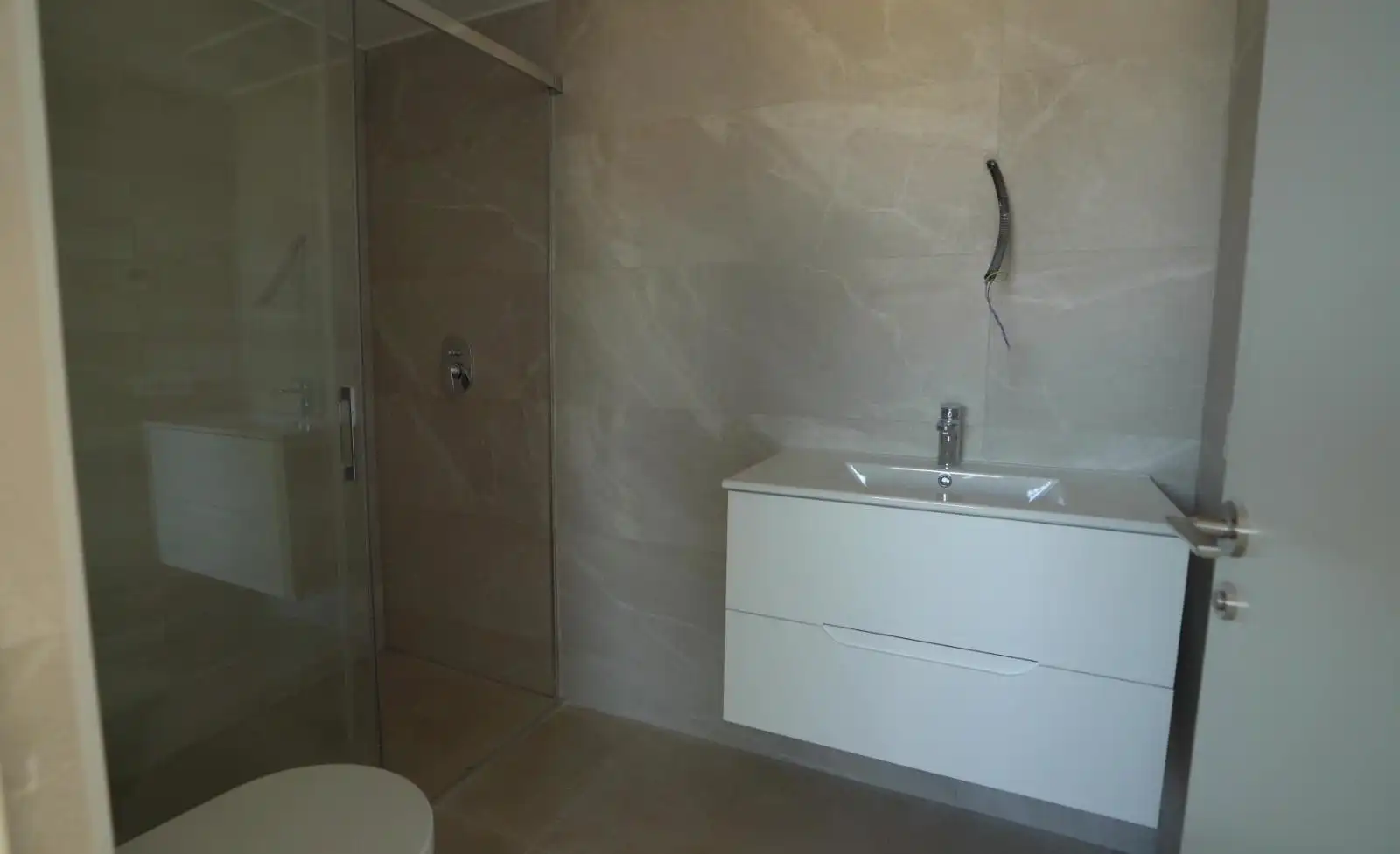 Bathroom of Houses for sale in Finestrat  with Air Conditioner, Terrace and Swimming Pool