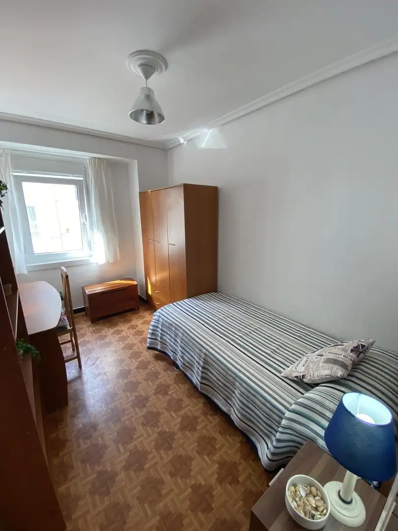 Flat for rent in Rúa Manuel Deschamps, Agra del Orzán - Ventorrillo