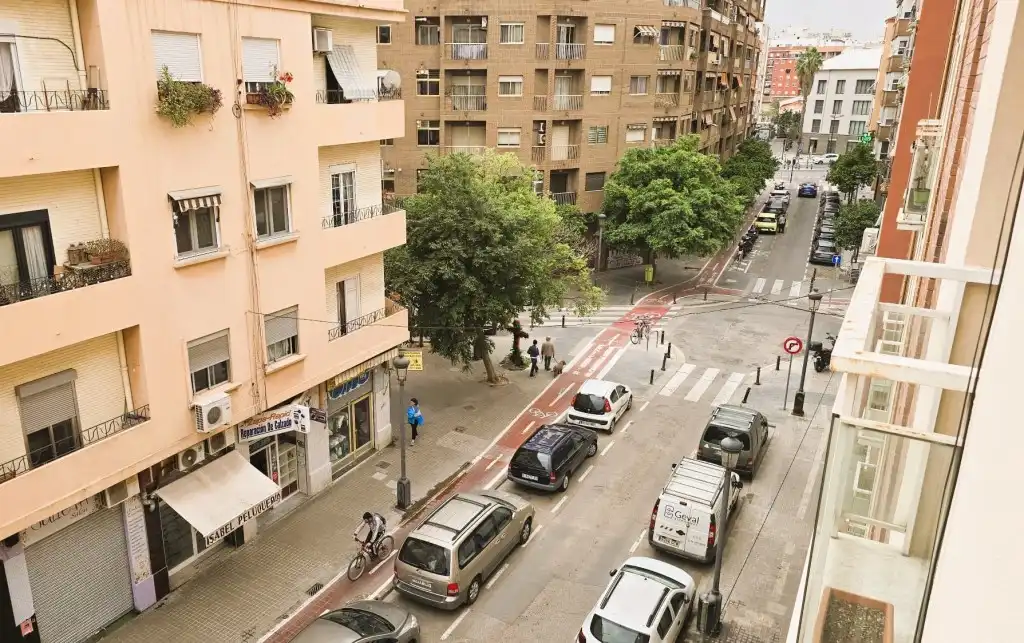Außenansicht von Wohnung zum Verkauf in Valencia mit Klimaanlage, Möbliert und Ofen