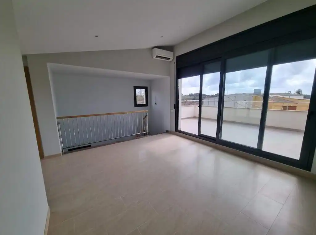 Casa adosada en venta en Carrer dels Prats, 6, Alió