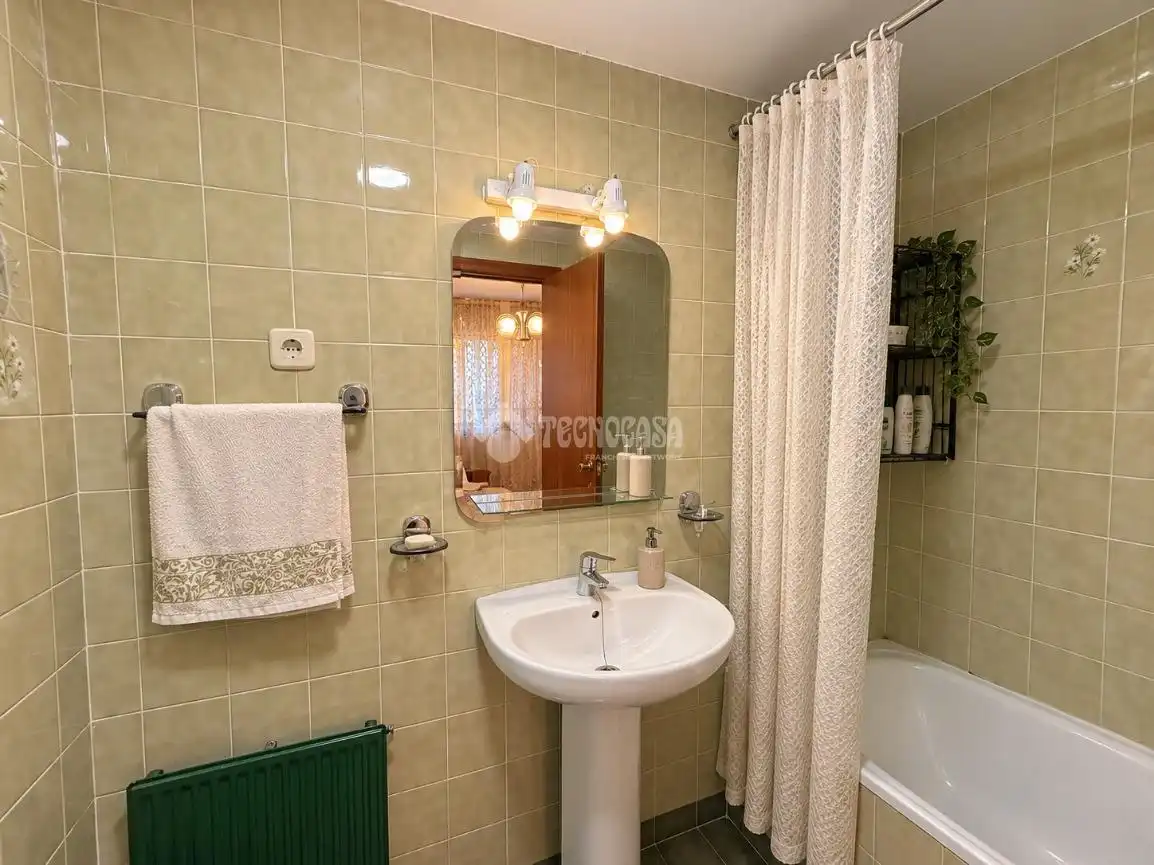 Casa pareada con jardín en venta en Casco Antiguo, imagen 19