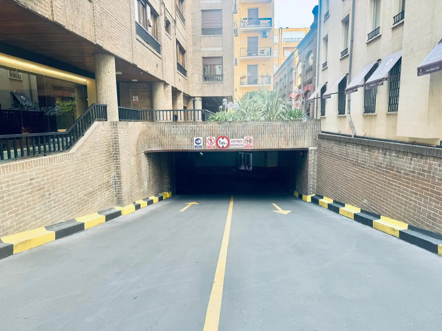 Garaje en venta en Recoletos