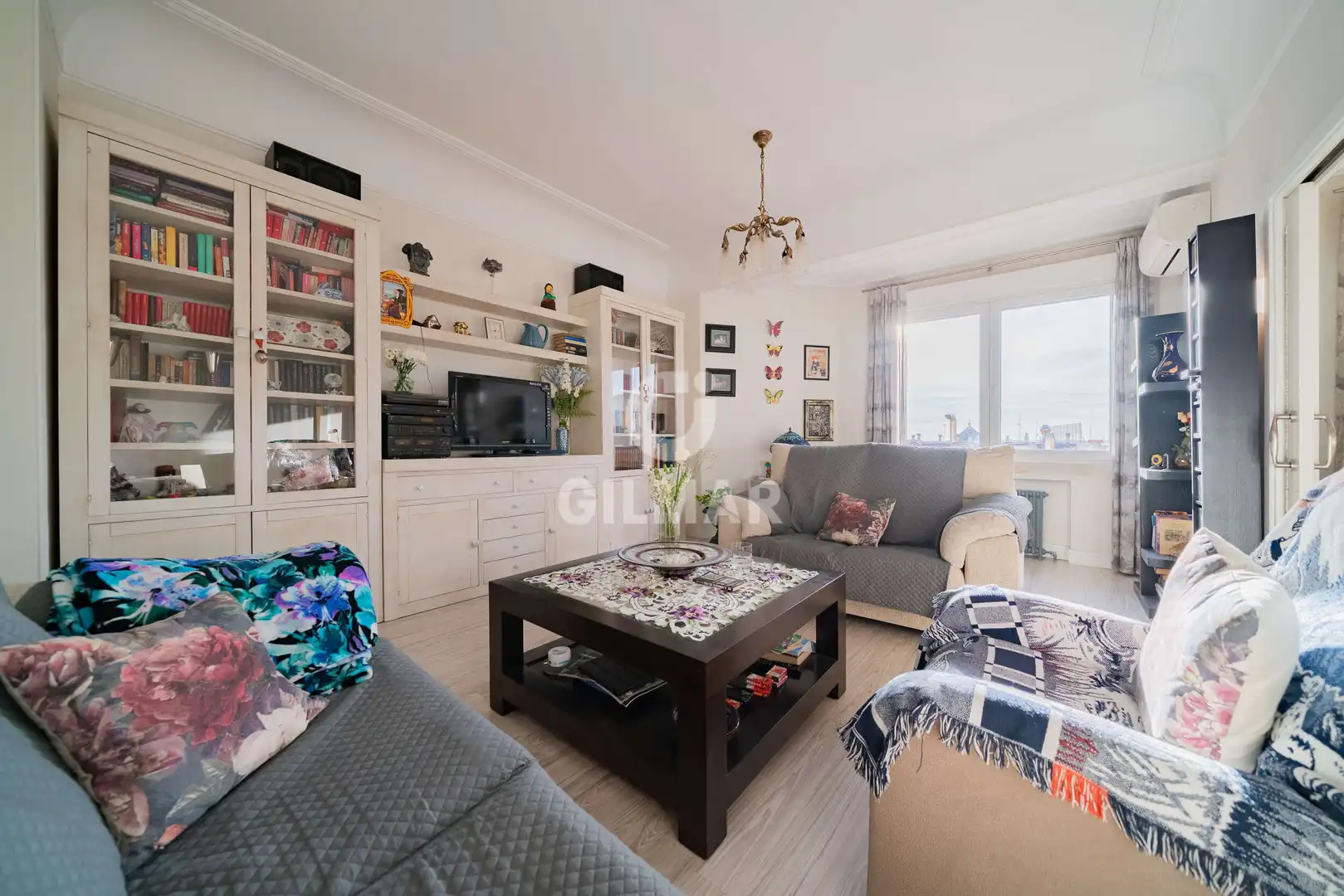 Living room of Flat for sale in  Madrid Capital  with Heating
