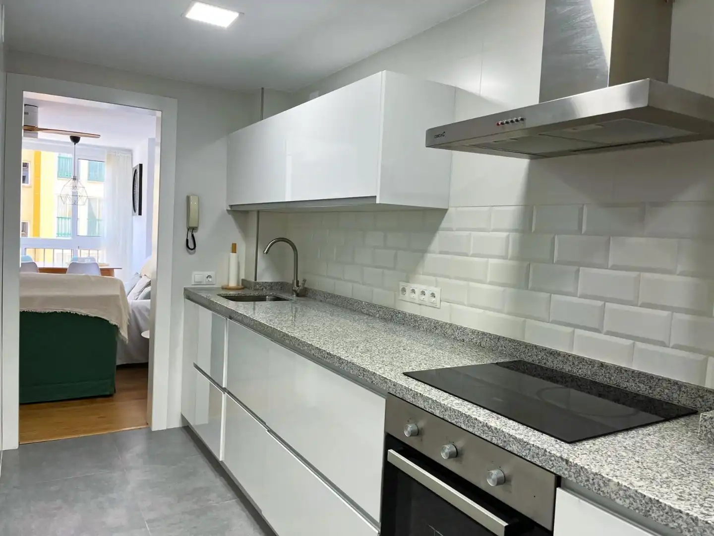 Kitchen of Flat for sale in Málaga  with Furnished and Balcony