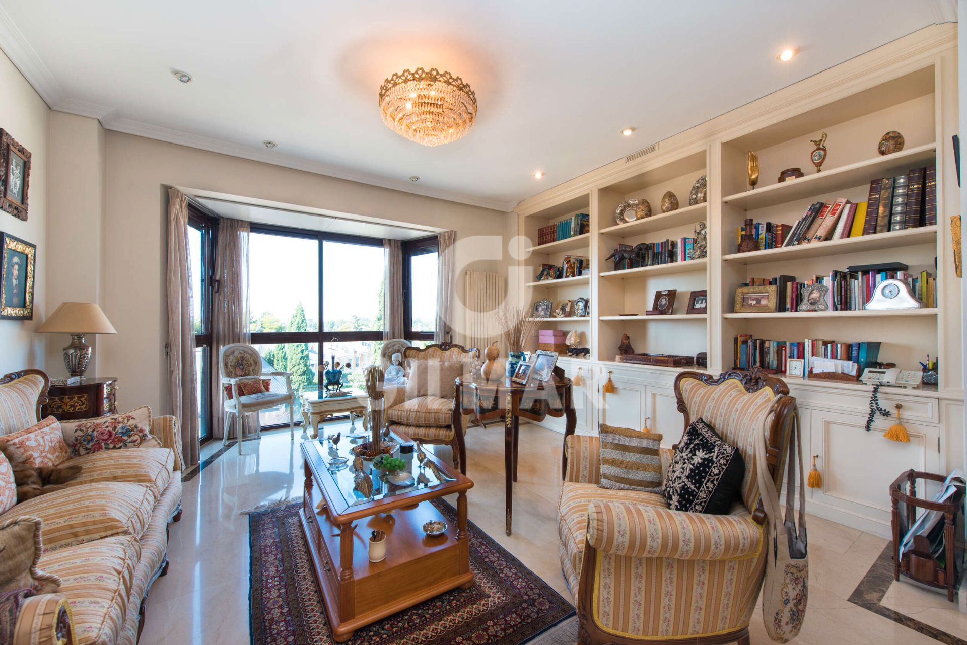 Living room of Flat for sale in  Madrid Capital  with Air Conditioner, Heating and Storage room