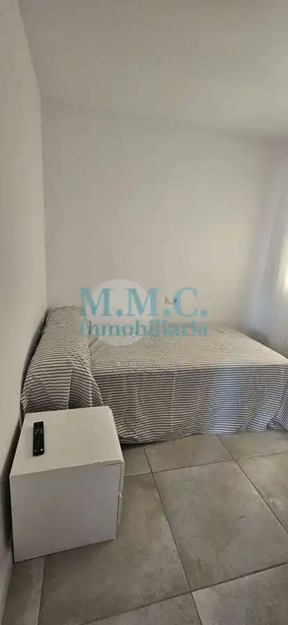 Schlafzimmer von Wohnung zur Miete in Roquetas de Mar mit Klimaanlage, Terrasse und Möbliert