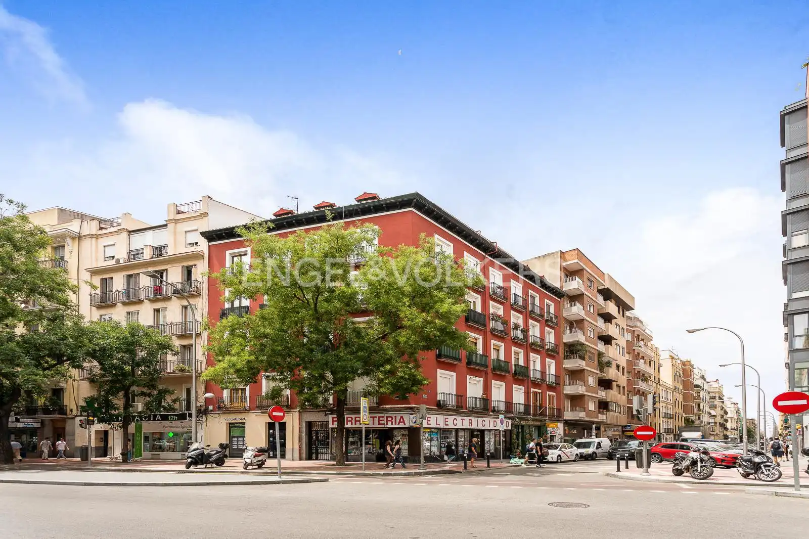 Exterior view of Flat for rent in Madrid  with Air Conditioner, Heating and Swimming Pool