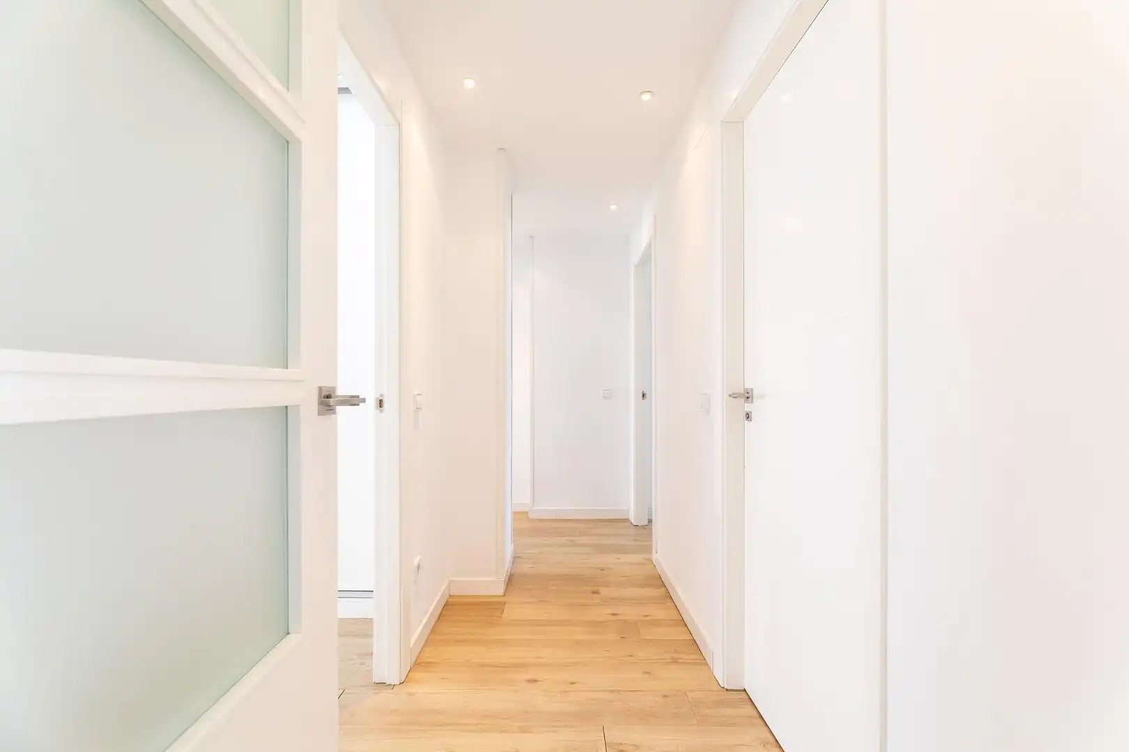Flat for rent in Madrid  with Air Conditioner and Heating