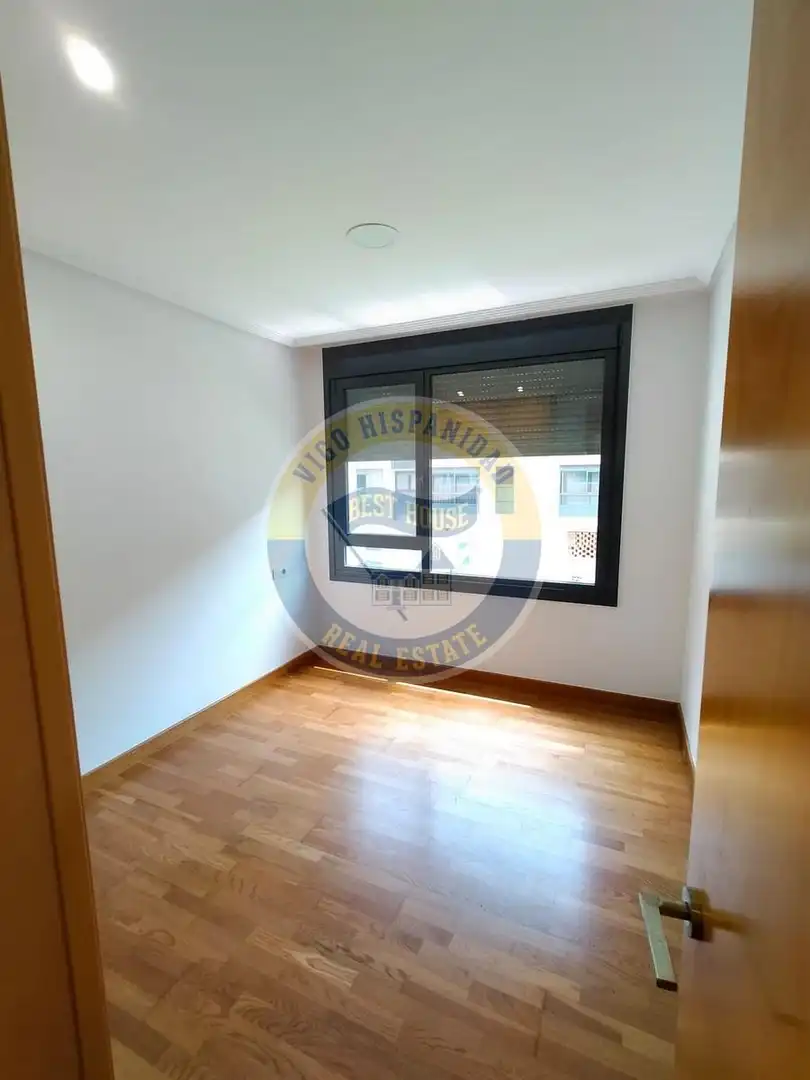Bedroom of Flat for sale in Vigo   with Heating and Storage room