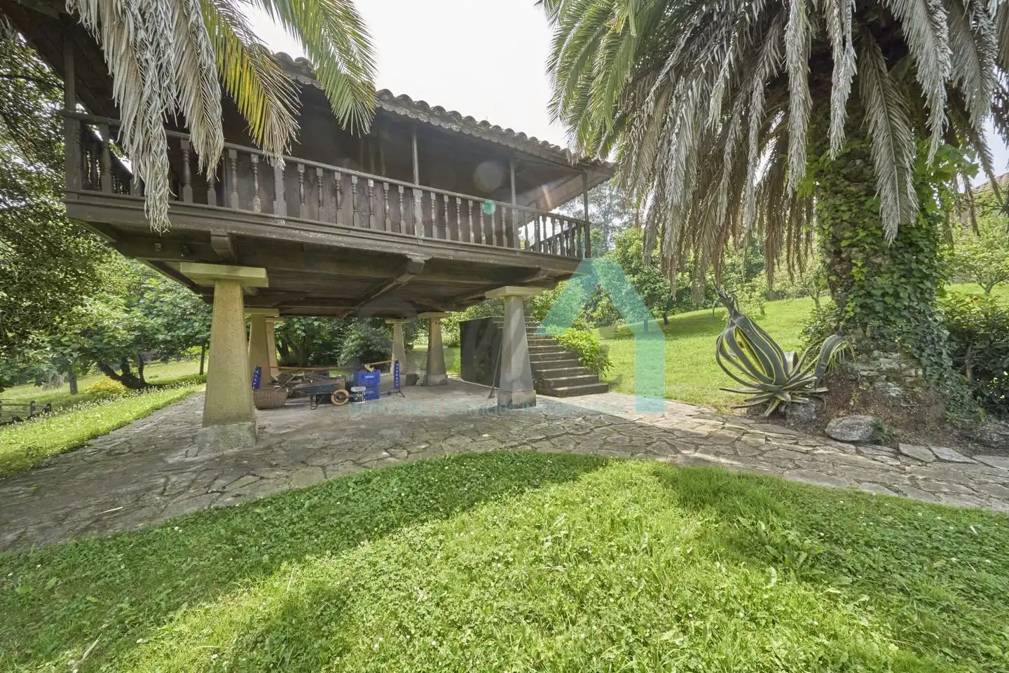 Jardí de Casa o xalet en venda en Gijón  amb Aire condicionat, Jardí privat i Parquet