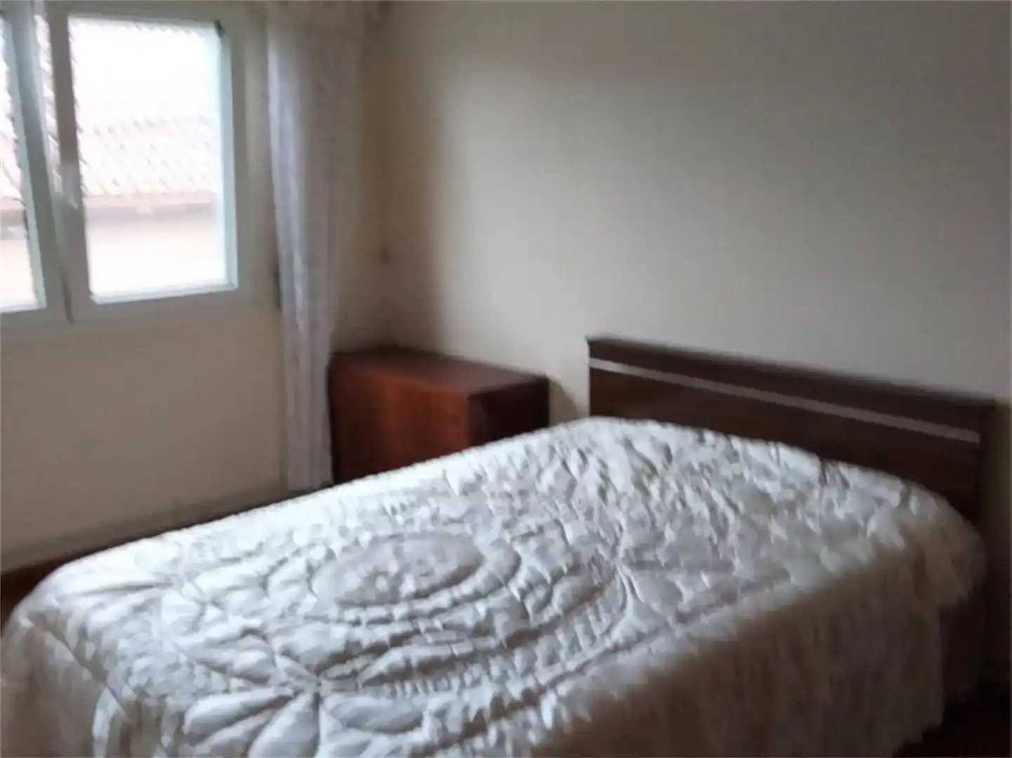 Habitación de Casa adosada en venta en Cerceda con Parquet y Amueblado
