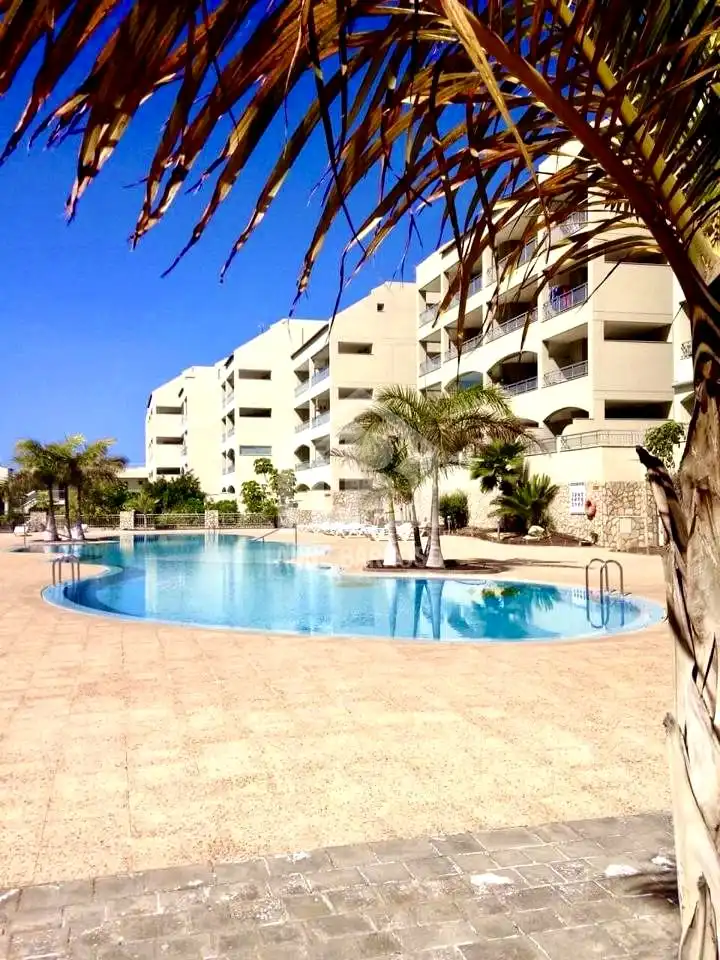 Piscina de Piso de alquiler en Arona