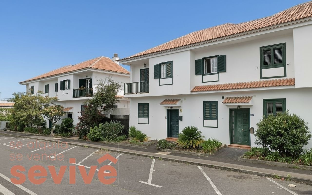 Vista exterior de Casa adosada de lloguer en El Sauzal amb Terrassa