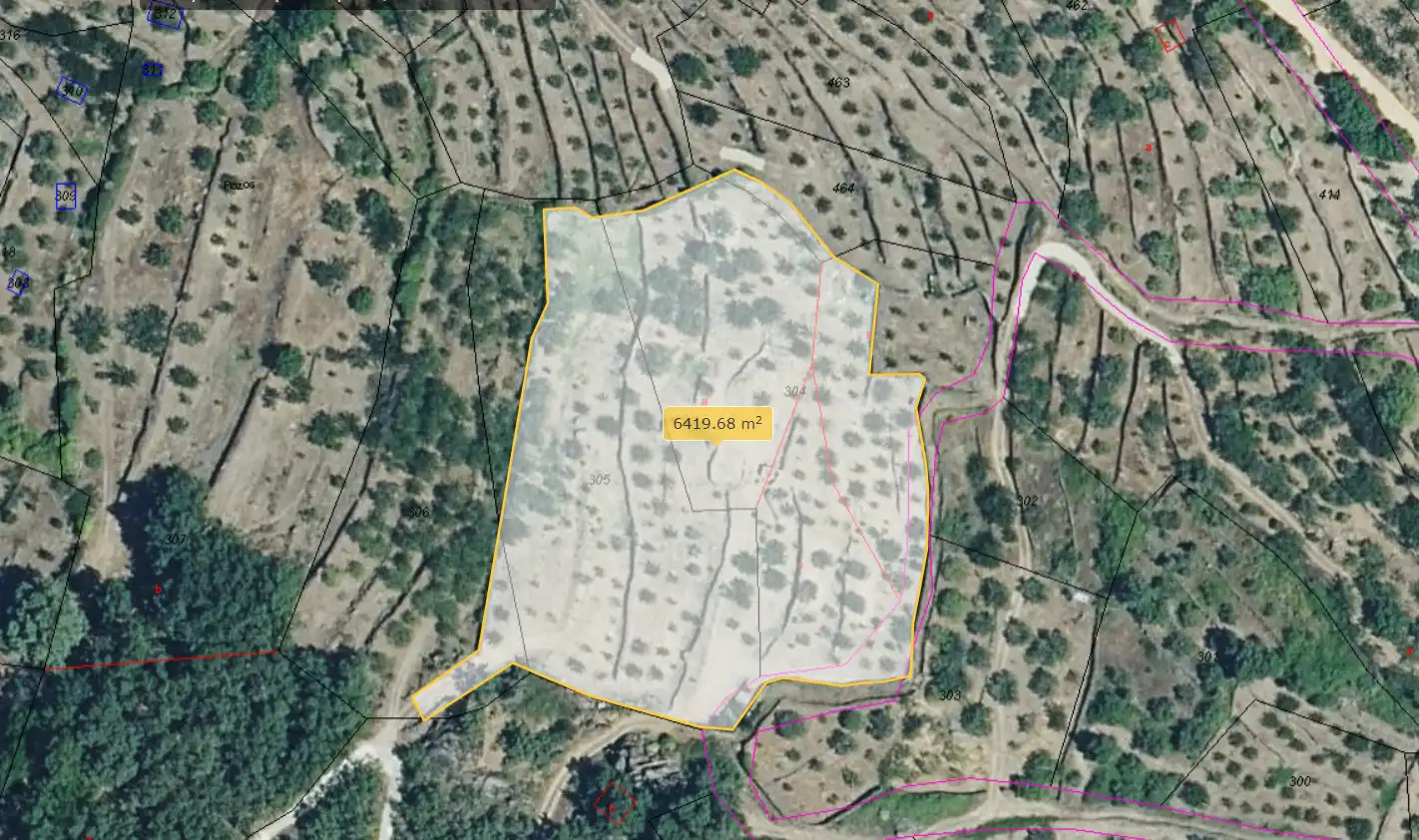 Land for sale in Arroyomolinos de la Vera