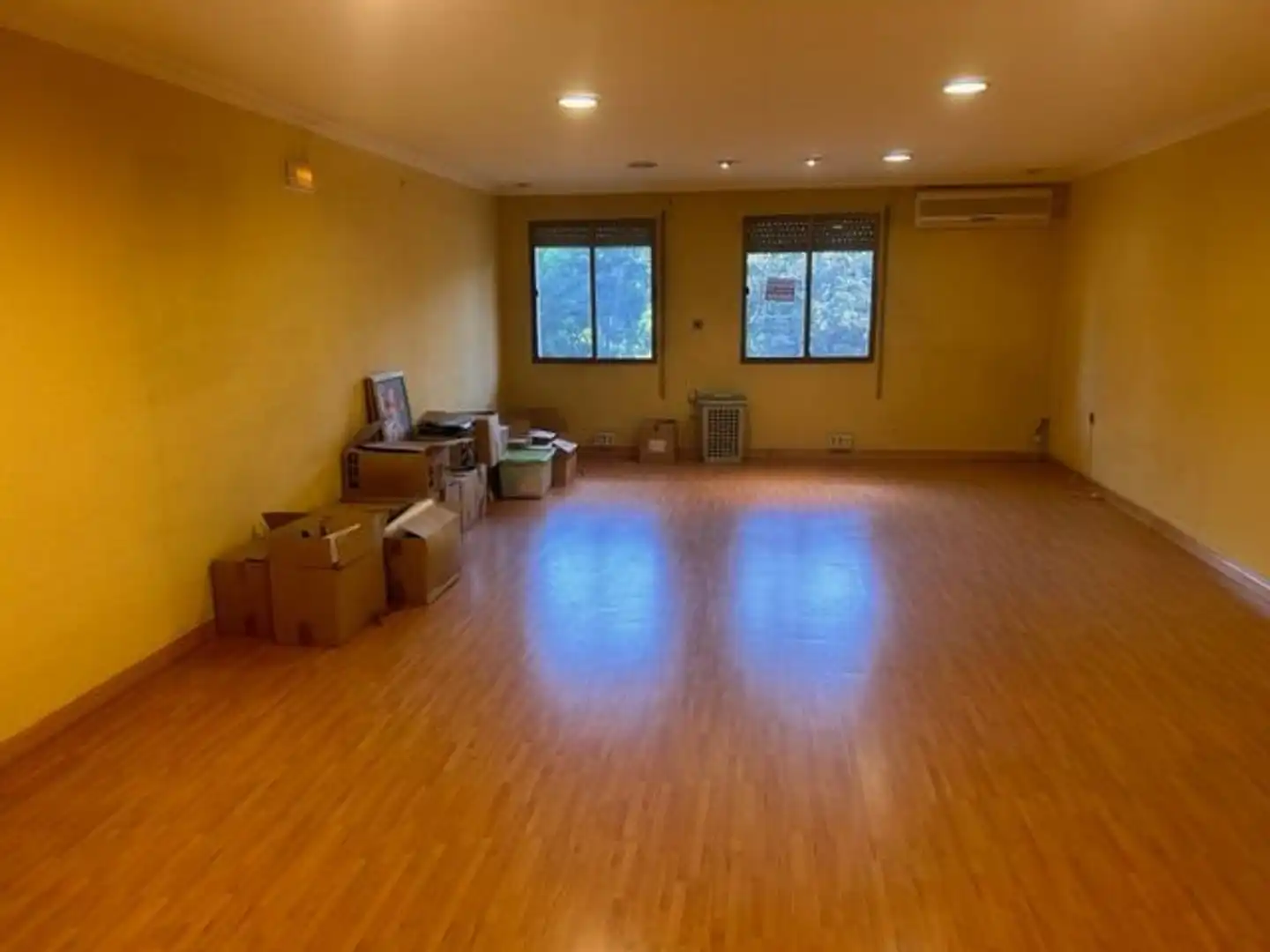 Office space to rent in Avenida Primero de Mayo, imagen 9