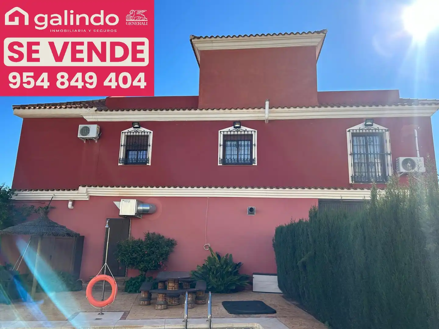 Exterior view of Houses for sale in Málaga  with Swimming Pool and Community pool