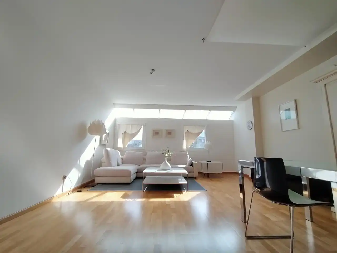 Living room of Flat for rent in  Zaragoza Capital  with Air Conditioner, Heating and Parquet flooring