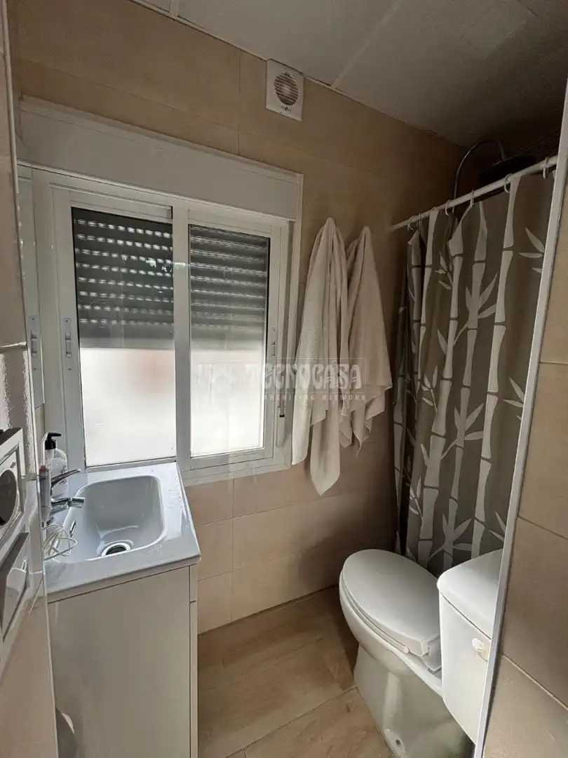 Bathroom of Detached homes for sale in Alcalá de Guadaira  with Air Conditioner and Terrace