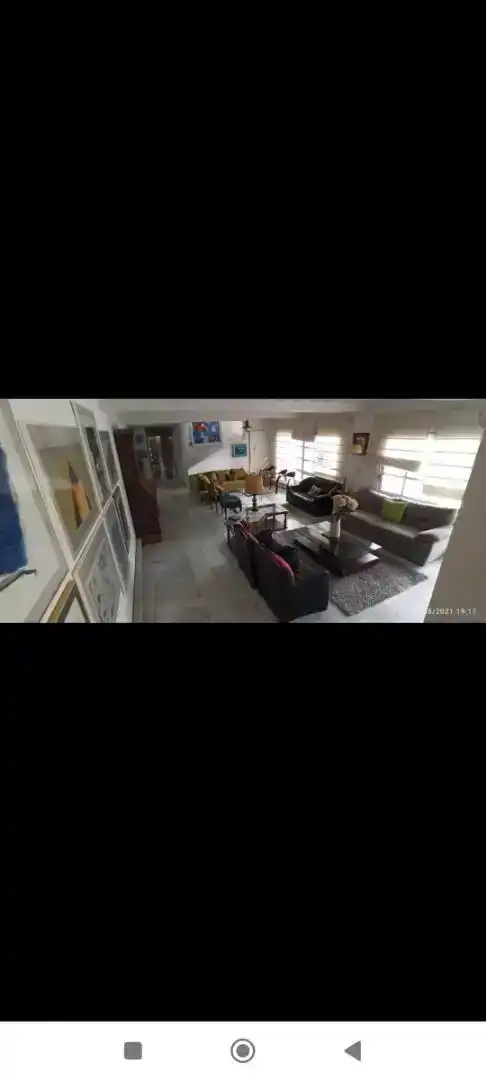 Sala d'estar de Casa o xalet en venda en Cuenca Capital amb Piscina i Balcó