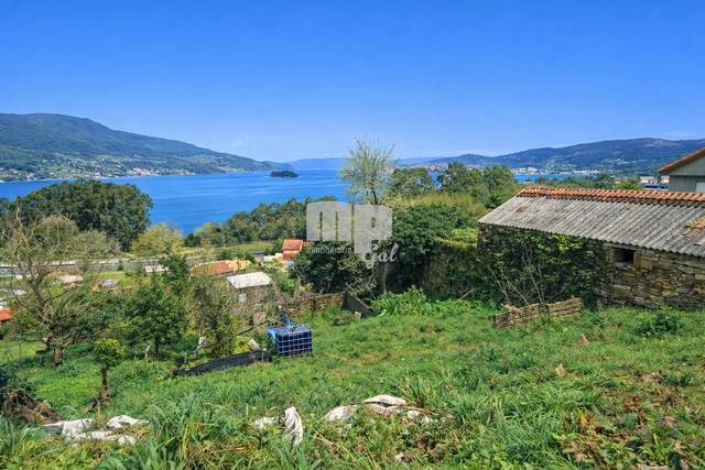 Finca rústica en Venta en Redondela