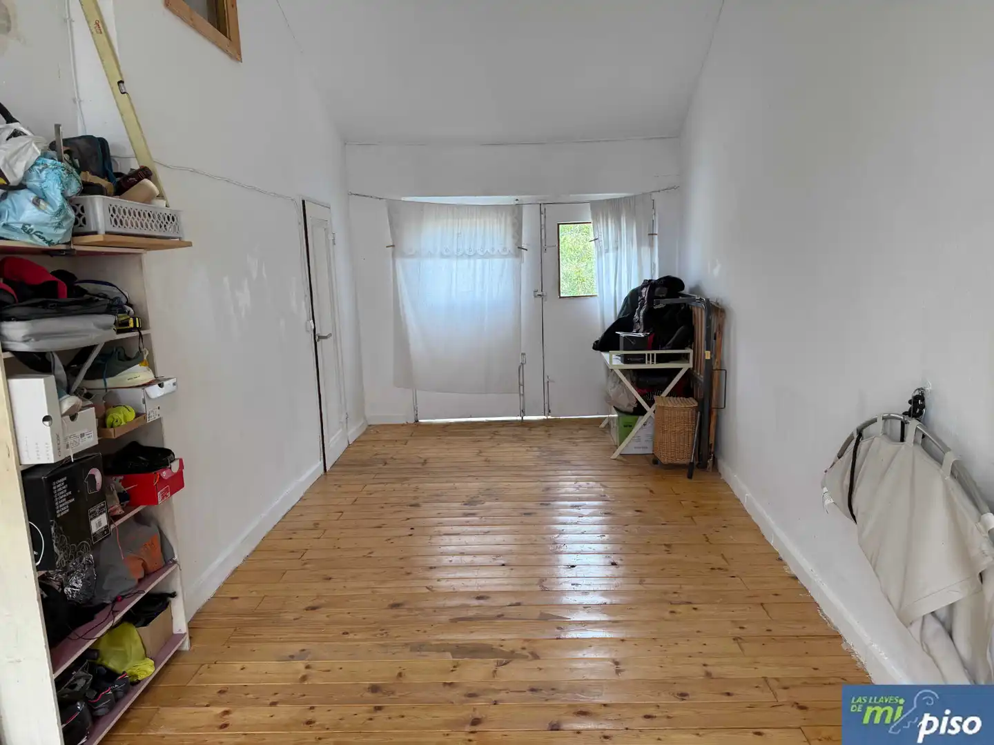 Dormitori de Casa o xalet en venda en Valladolid amb Calefacció, Jardí privat i Parquet